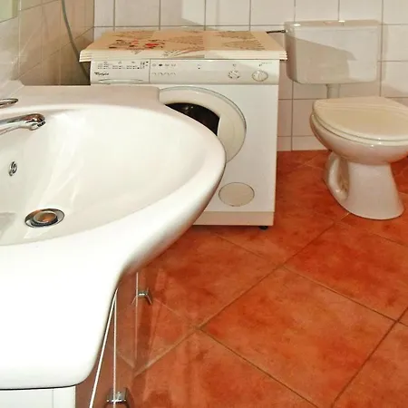 Apartment In Jadranovo With Parking Space 아파트 자드라보노